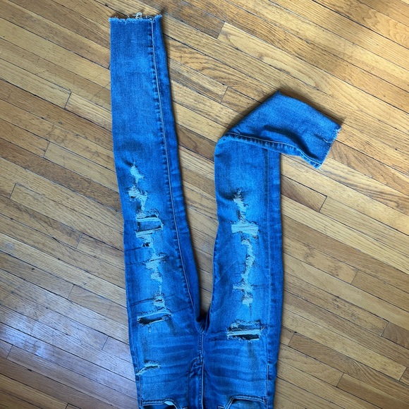 AMERICAN EAGLE JEANS MAKE AN OFFER - Picture 2 of 9